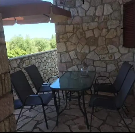 וילה Vasia Gianouleika